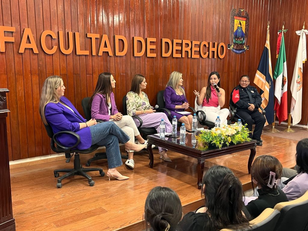 Conmemoran el Día Internacional de la Mujer en la Facultad de Derecho de la UAdeC, Unidad&nbsp;Laguna